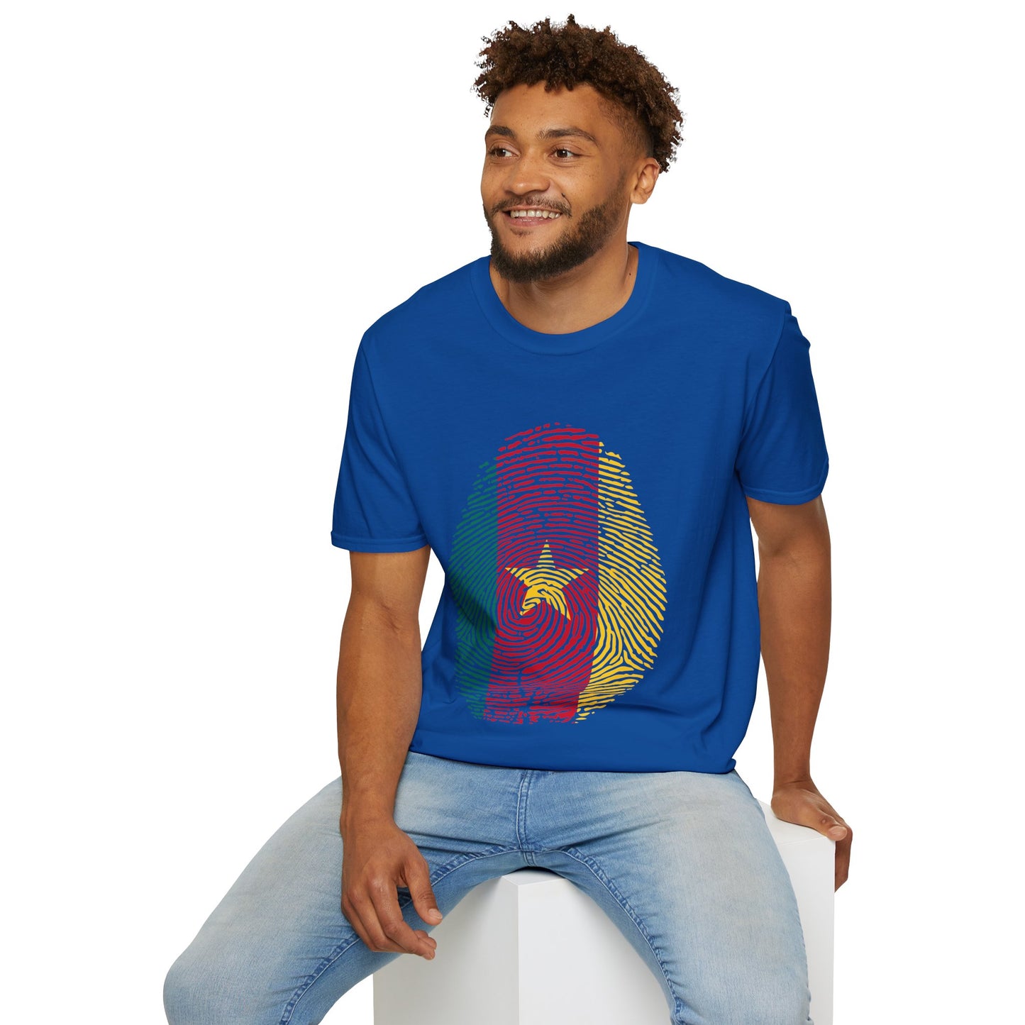 CAMEROON Fingerprint flag Soccer World Cup Fan T-Shirt (MEN)