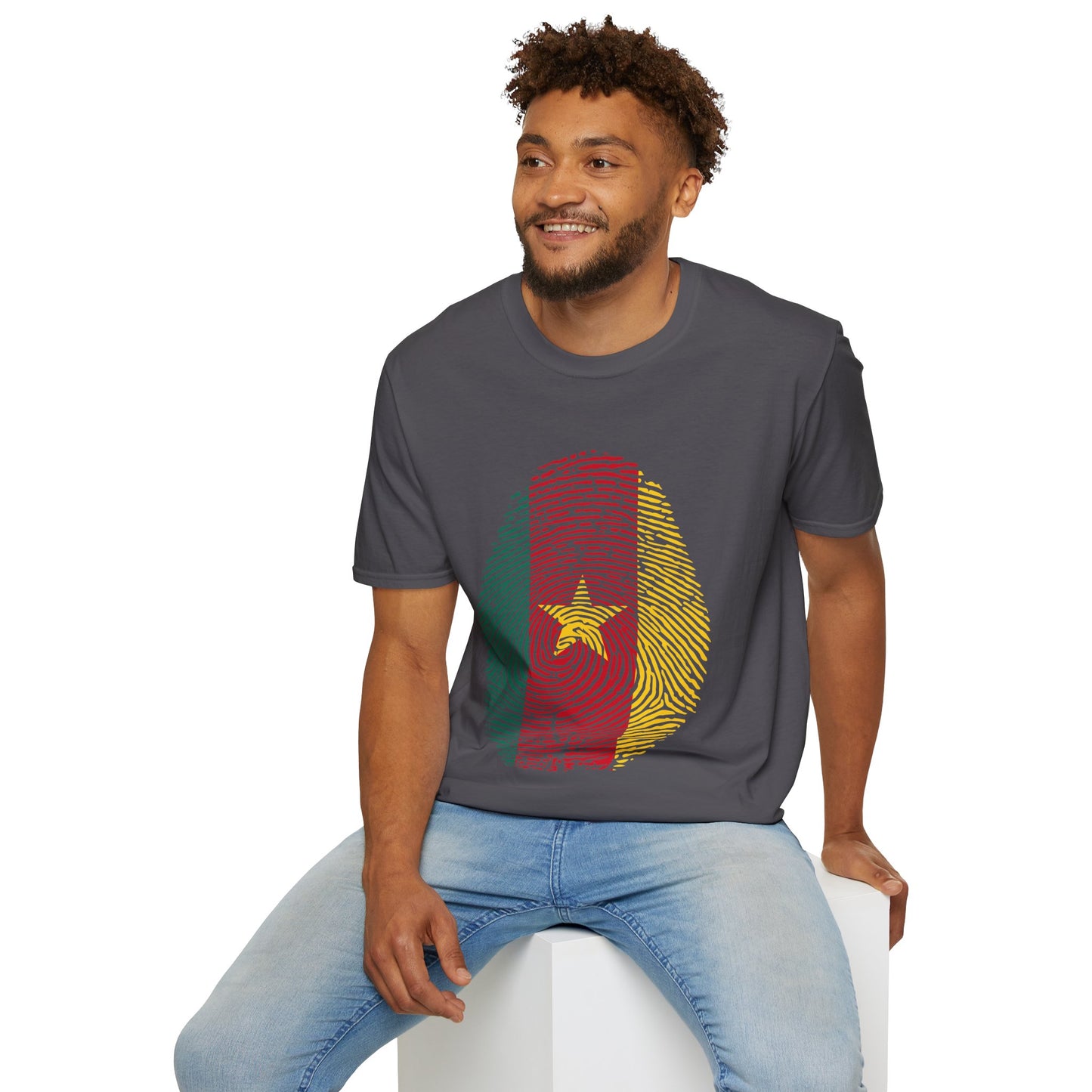 CAMEROON Fingerprint flag Soccer World Cup Fan T-Shirt (MEN)